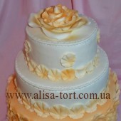 Торт на свадьбу с цветком